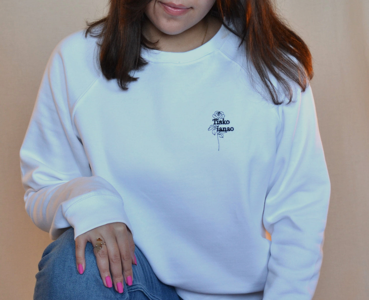 Sweatshirt brodé | Tiako Ianao 🌹